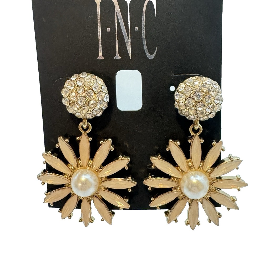 Earings INC Dangle Gold Tone Circle rhinestones and Faux Pearl Sun Flower Clasic